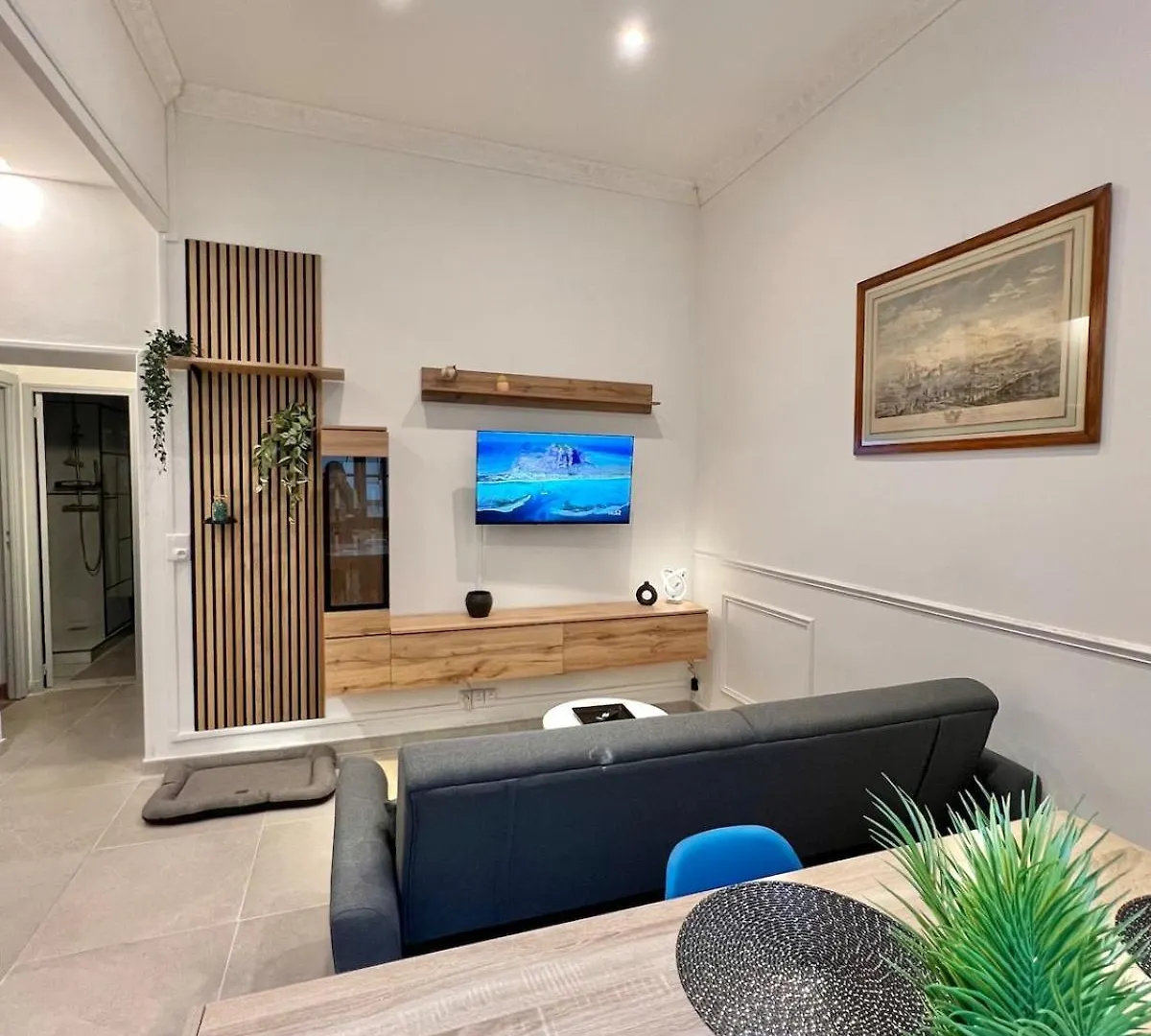 Appartement Cosy Hypercentre, Proche Gare Avignon Apartman